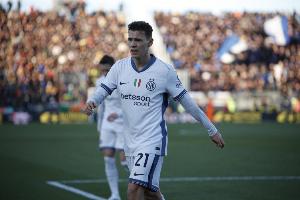 注册特权-意媒：都灵正与国米谈阿斯拉尼，国米要价1500万欧