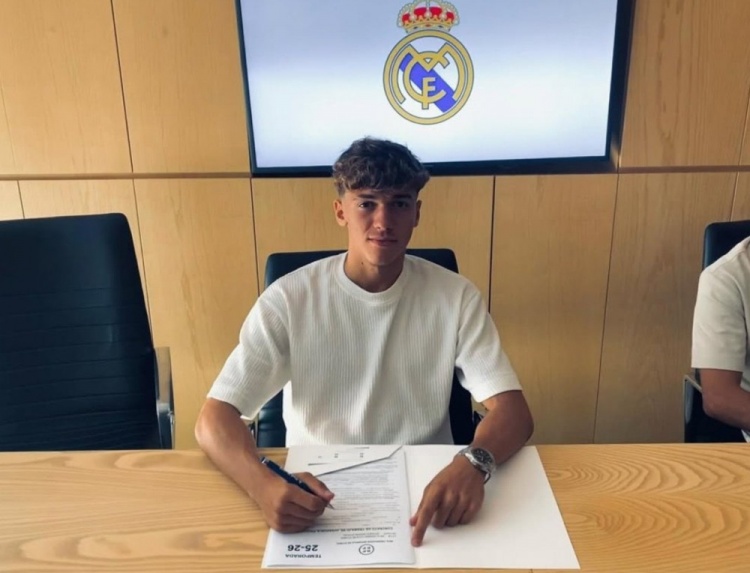 德甲直播-皇马宣布与年轻中场皮塔奇续约，此前阿隆索对其表现给予高度肯定