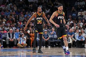 西甲直播-杜兰特今夏对留在太阳持开放态度！布克：想和KD一起打球